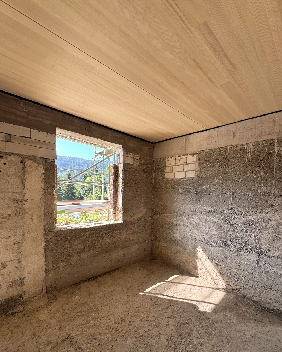 Ferienhaus Schwarzwald Gebäudeteil Bestand mit neuer Holzdecke