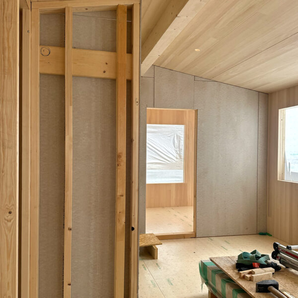 Blick in Zimmer Holzbauweise