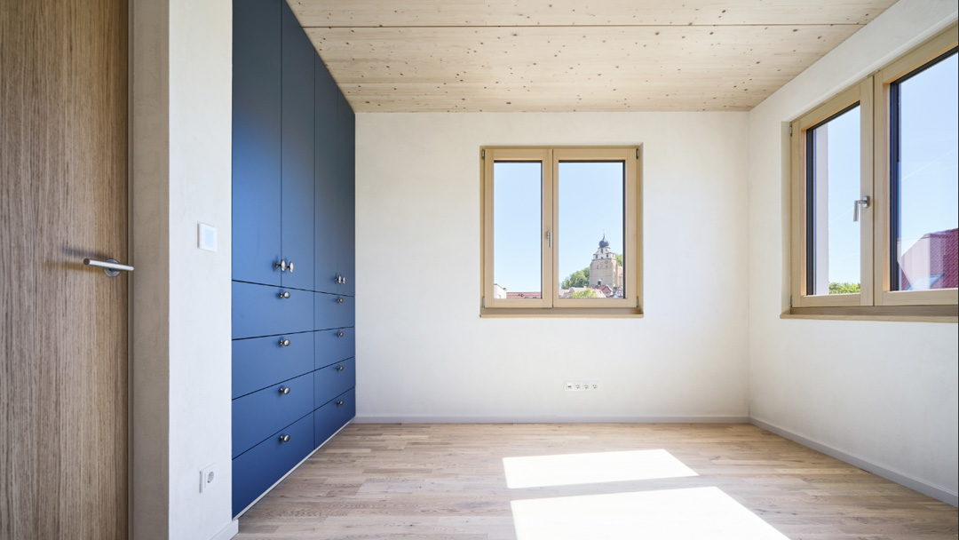 Zimmer mit Blick auf die Stiftskirche